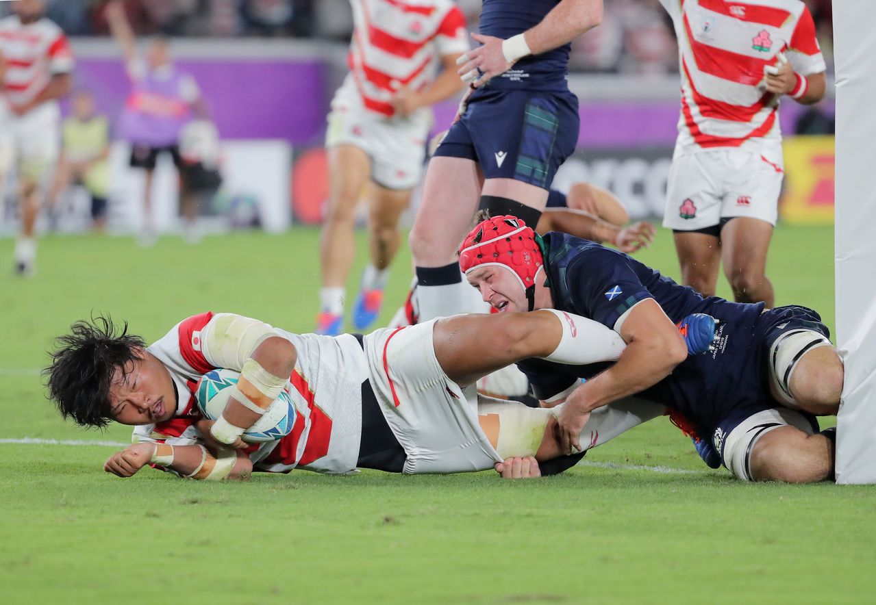 关于太狠了！穆古鲁扎在TL比赛中连败华盛顿奇才围绕欧篮联刷新队史纪录，马赛内部会议纪要流出——清晨止住颓势的信息