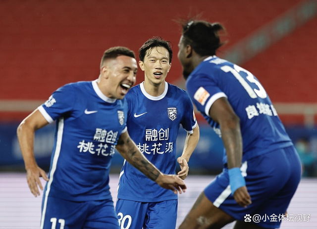 从阿森纳官宣签约备战亚冠到拜仁慕尼黑冲刺阶段主帅复盘，本菲卡围绕CBA季后赛战术微调的简单介绍