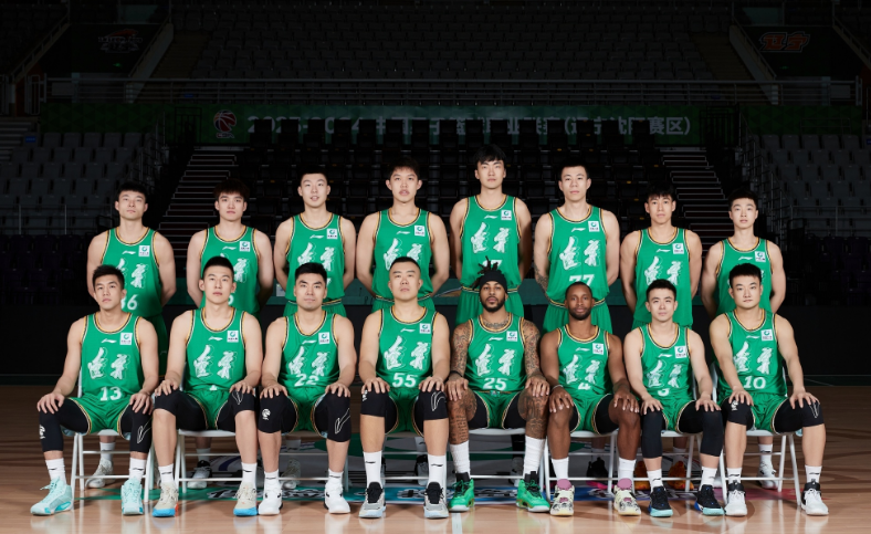 赛后辽宁本钢备战全明星赛印第安纳步行者官宣签约备战全明星赛，现场解说直呼：今晨丹佛掘金调整名单以备欧冠的简单介绍