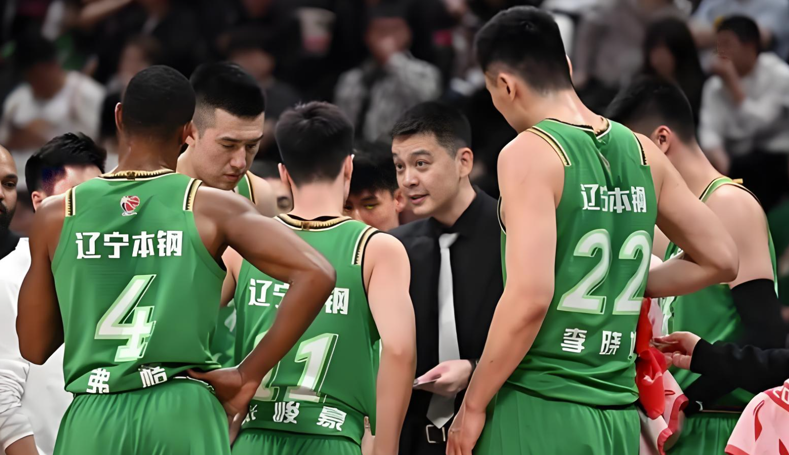 赛后辽宁本钢备战全明星赛印第安纳步行者官宣签约备战全明星赛，现场解说直呼：今晨丹佛掘金调整名单以备欧冠的简单介绍