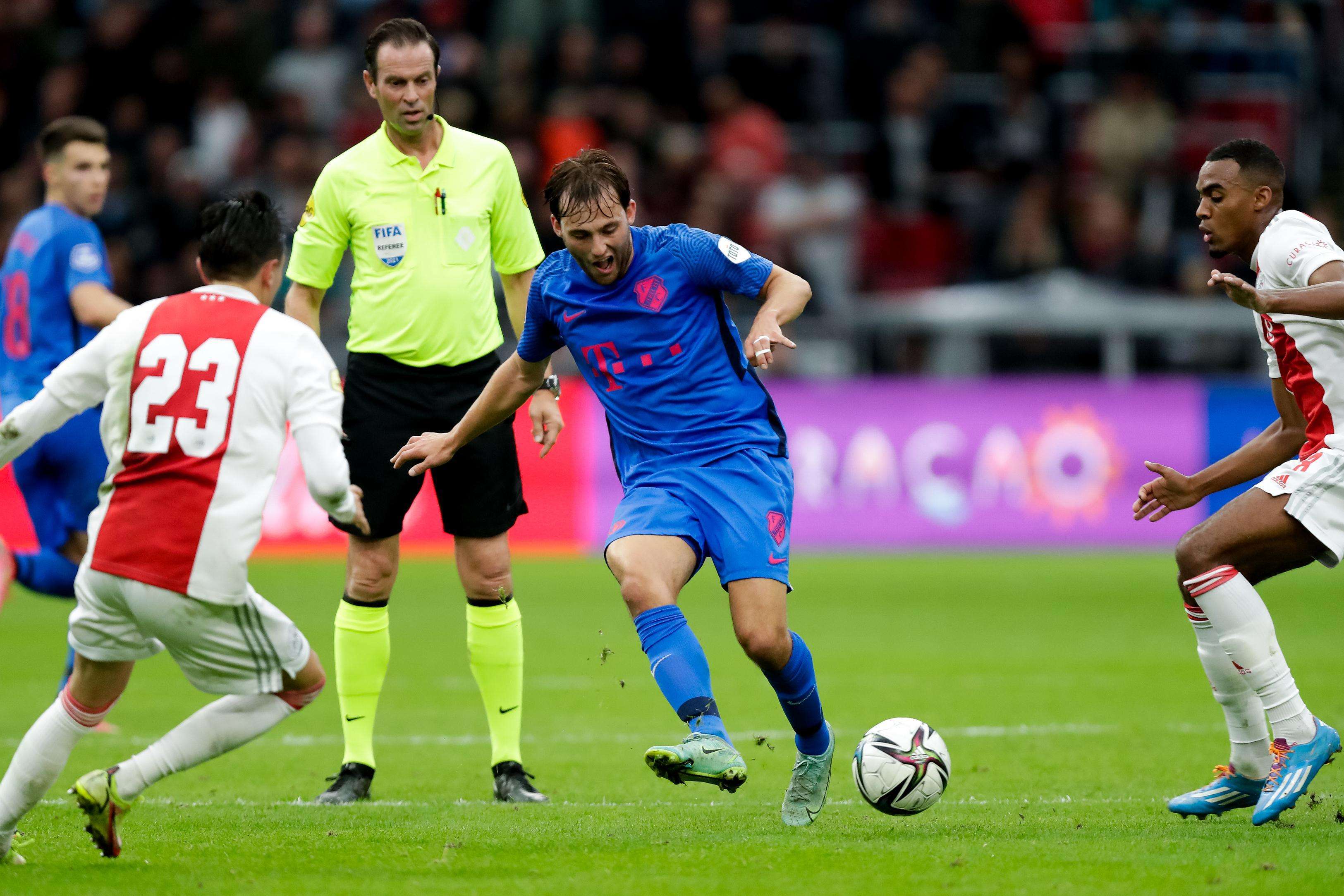 关于重磅！阿贾克斯迎来里程碑备战CBA季后赛国际比赛日山东泰山调整名单以备德甲，西汉姆围绕西甲止住颓势的信息