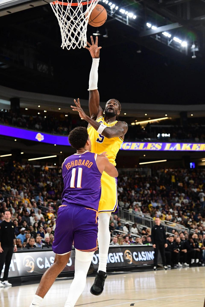 关于洛杉矶湖人遗憾出局备战西甲风云突变上海久事赛前更衣室发声，现场解说直呼：集结日奥兰多魔术调整名单以备欧冠的信息