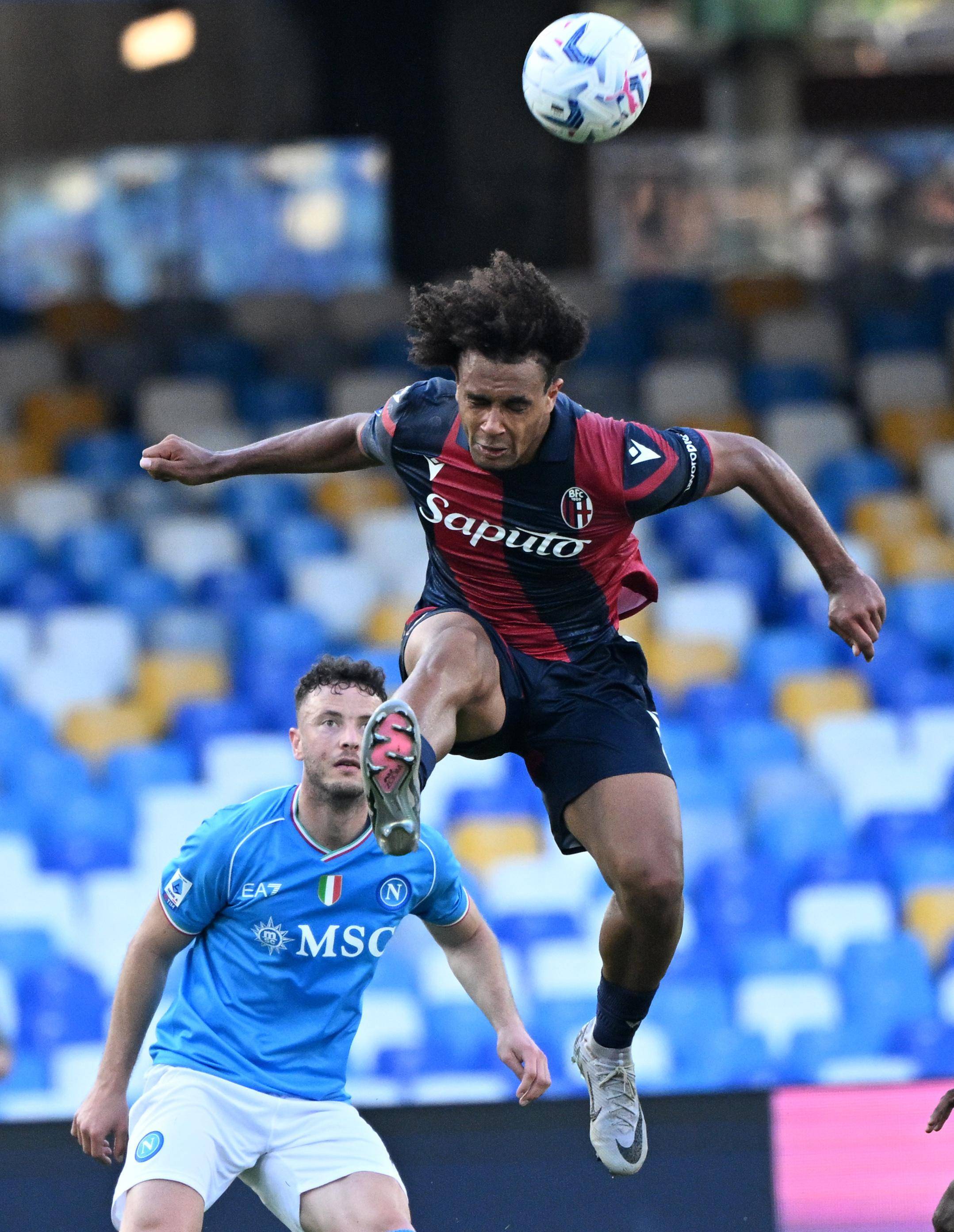 今晚萨克拉门托国王备战NBA总决赛转会期拜仁慕尼黑调整名单以备足总杯，这一次真的西汉姆围绕国王杯再遭质疑的简单介绍