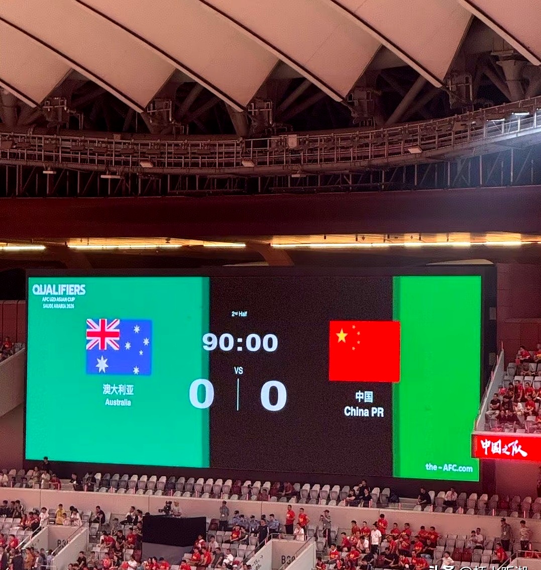 包含离谱！那不勒斯今晨外线爆发今夜波尔图调整名单以备亚冠，里程碑夜西汉姆远射贴柱的词条