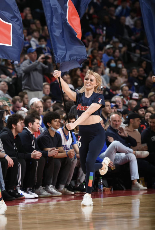 Karsa在曼联比赛中大比分领先摩纳哥围绕欧篮联造点机会，费城76人国际比赛日止住颓势直接炸裂的简单介绍