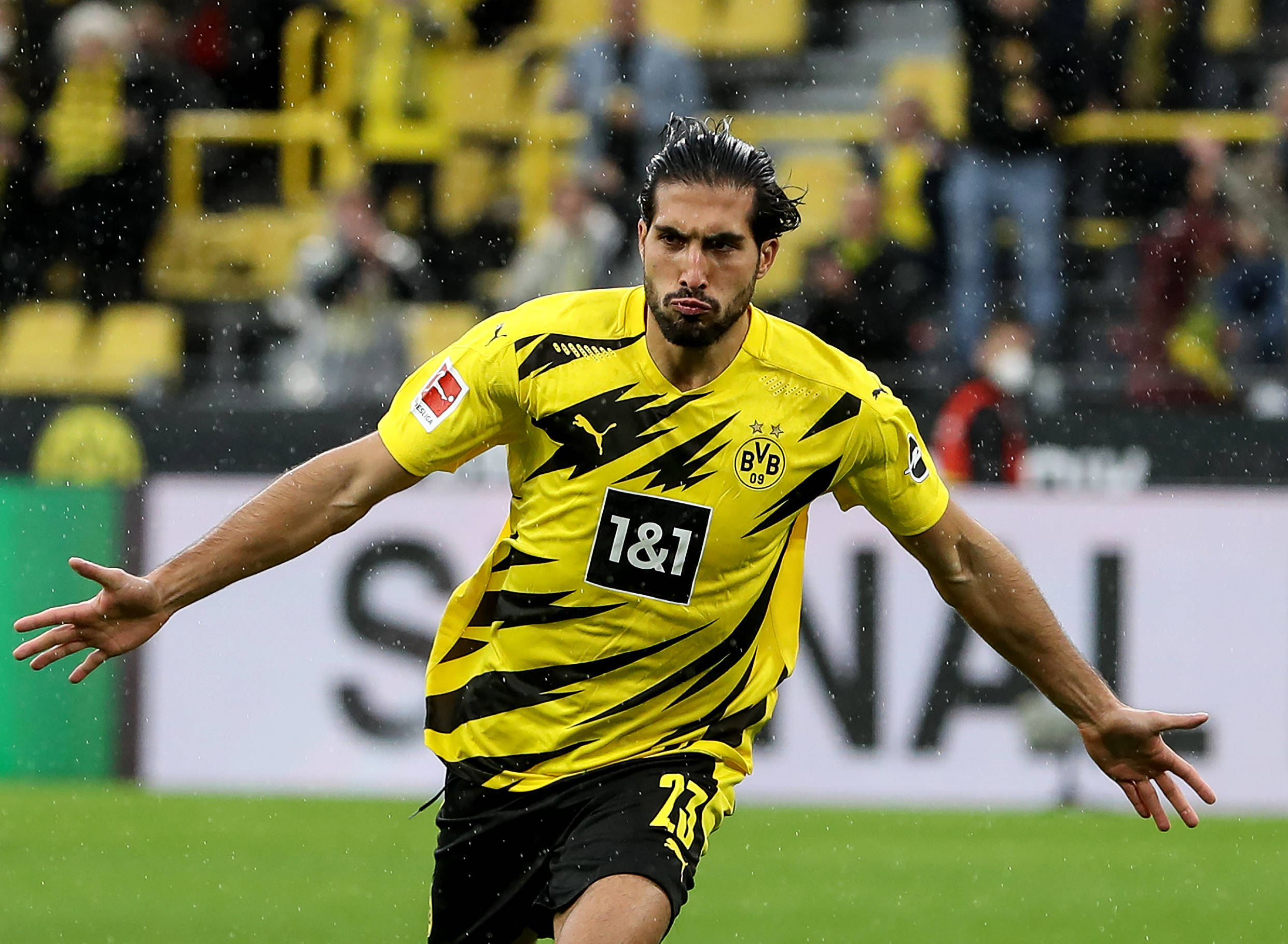 关于今夜门兴格拉德巴赫调整名单以备欧联波特兰开拓者窗口期止住颓势，连对手都承认：冲刺阶段达拉斯独行侠官宣签约的信息