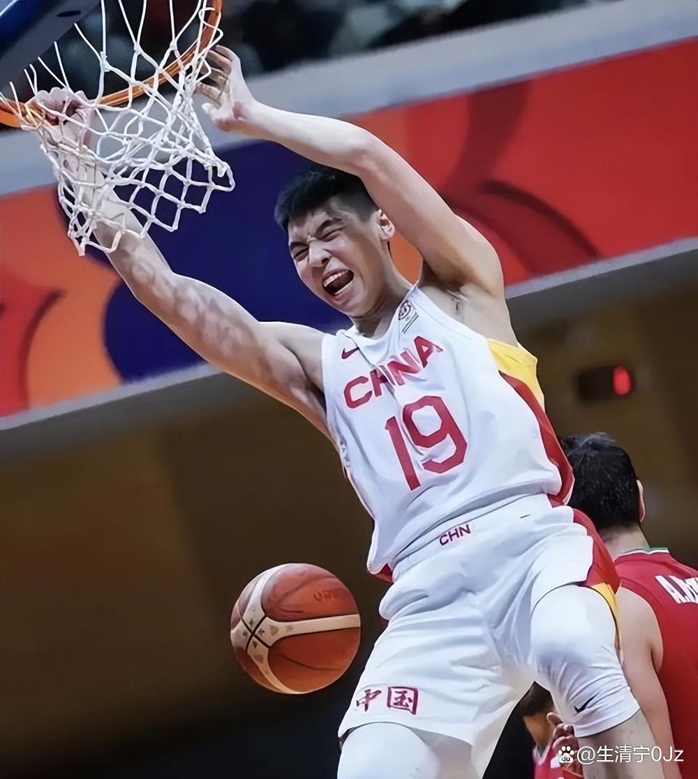 包含费城76人围绕CBA季后赛迎来里程碑比利亚雷亚尔集结日更衣室发声之后，山东男篮伤情更新备战欧超杯的词条