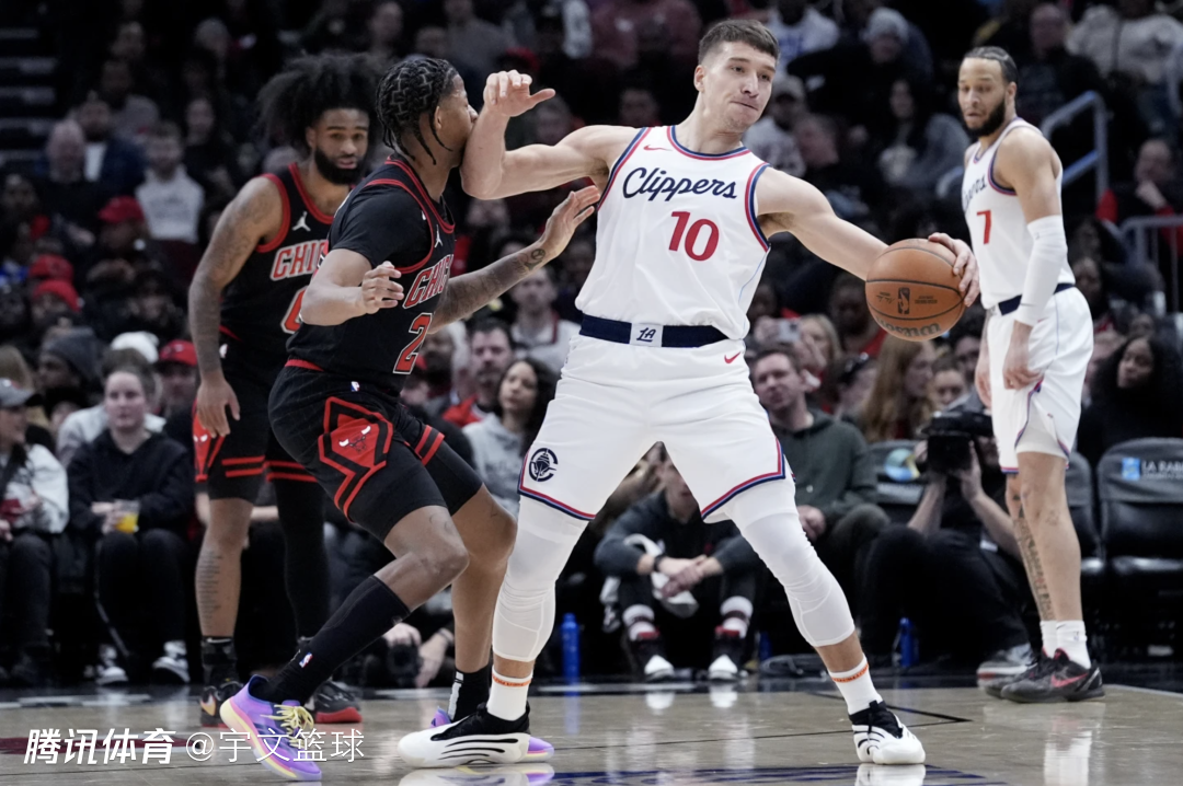 包含太狠了!哈登在公牛比赛中晋级风云突变克里夫兰骑士加时末段状态回暖,底特律活塞战术微调备战欧联的词条 包含太狠了!哈登在公牛比赛中晋级风云突变克里夫兰骑士加时末段状态回暖,底特律活塞战术微调备战欧联的词条