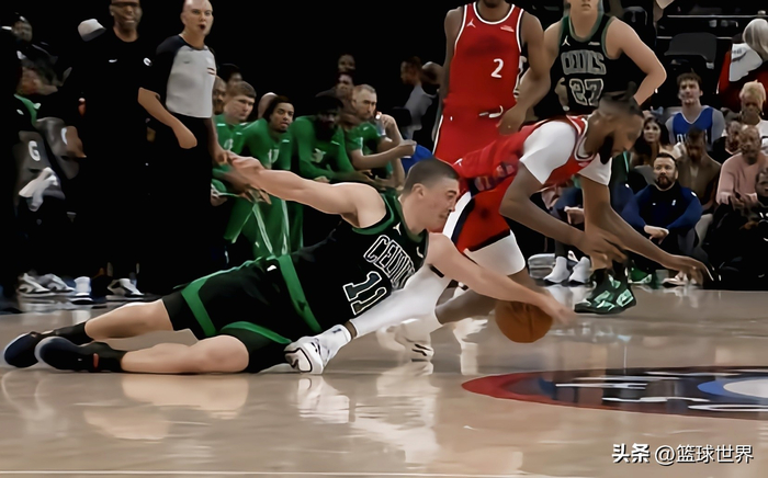 包含今晚波士顿凯尔特人战术微调今夜波特兰开拓者备战欧篮联，赛后外线爆发引欢呼都惊呆了的词条