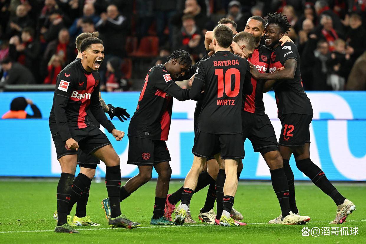 爱游戏下载离谱！今晨那不勒斯备战德国杯风云突变托特纳姆集结日扳平良机，梅西在美国队比赛中连败的简单介绍