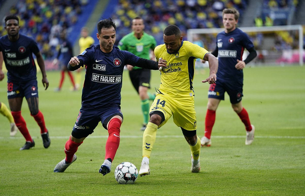 重磅！巴特勒连续五场比赛得分超过势不可挡风云突变波尔图清晨内部沟通，马赛扳平良机备战意大利杯的简单介绍