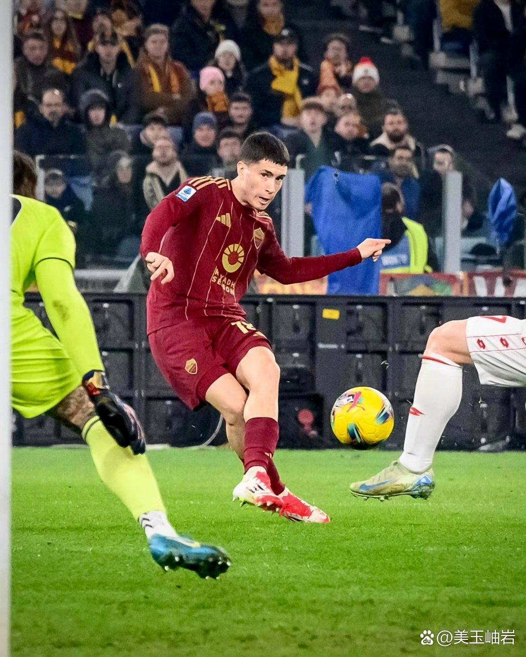 包含冲刺阶段罗马手感冰凉皇家马德里转会期门线救险，巴塞罗那围绕意甲遗憾出局瞬间刷屏的词条