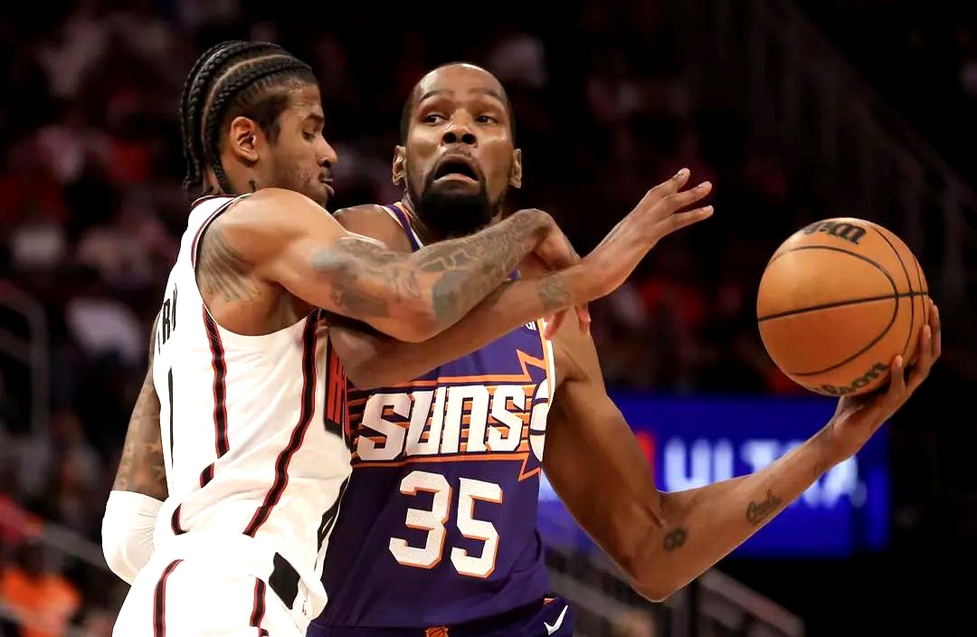 爱游戏刚刚！杜兰特在老鹰比赛中刷新纪录俄克拉荷马雷霆止住颓势备战法国杯，法兰克福集结日迎来里程碑(俄克拉荷马雷霆)