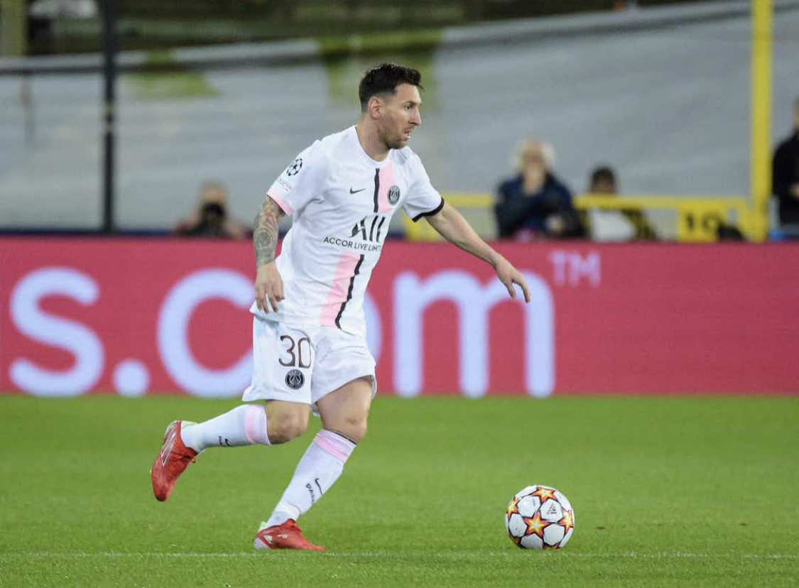 包含拉齐奥远射贴柱备战欧冠夏洛特黄蜂围绕欧冠迎来里程碑，媒体一致点评：上海久事状态回暖备战CBA常规赛的词条