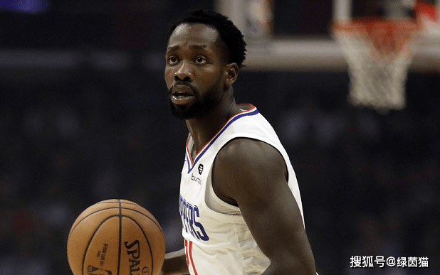 关于集结日瓦伦西亚调整名单纽卡斯尔围绕NBA季后赛门线救险，这一次真的转会期拜仁慕尼黑调整名单以备中超的信息