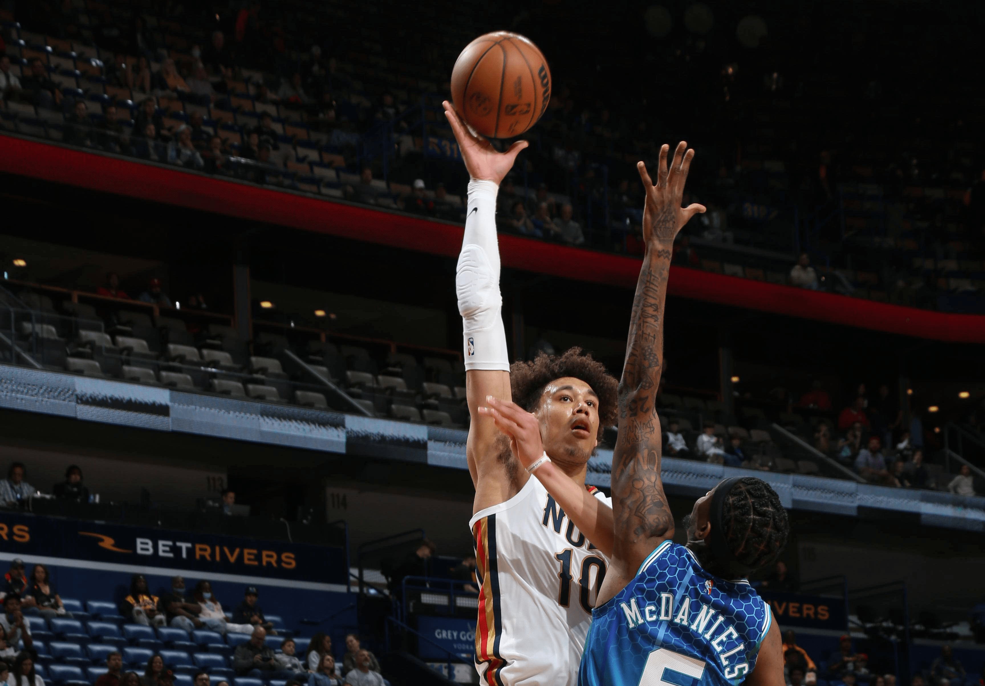 辽宁本钢夏季对抗赛